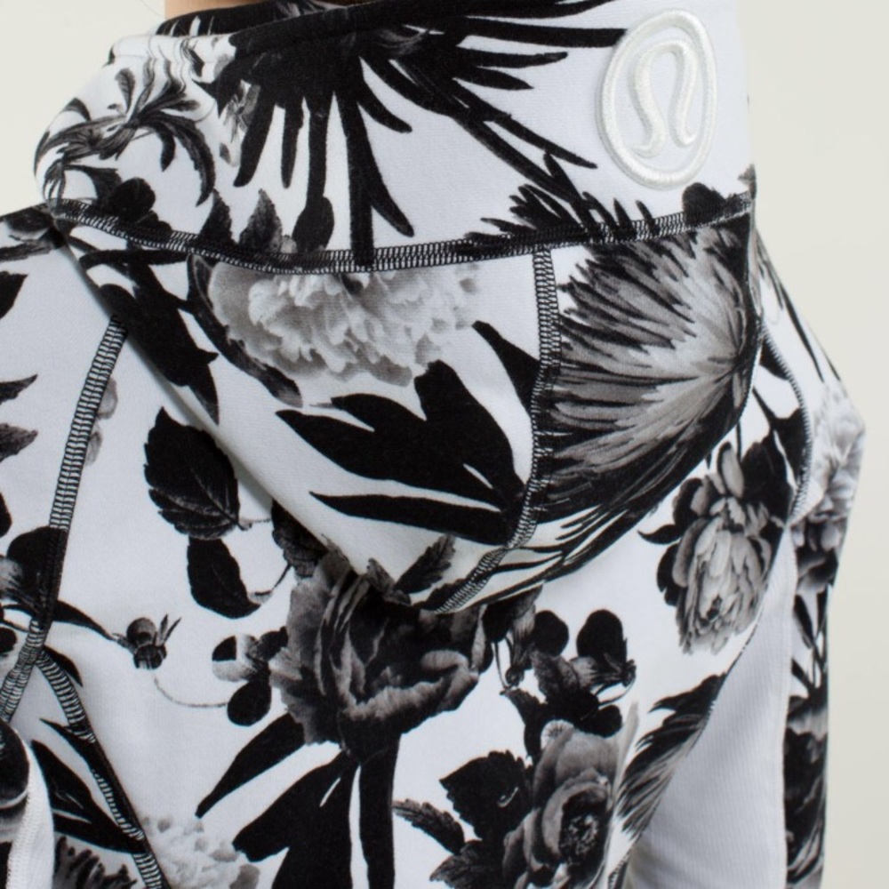 lululemon athletica Black & White Floral Hoodie Jacket - Picture 3 of 8